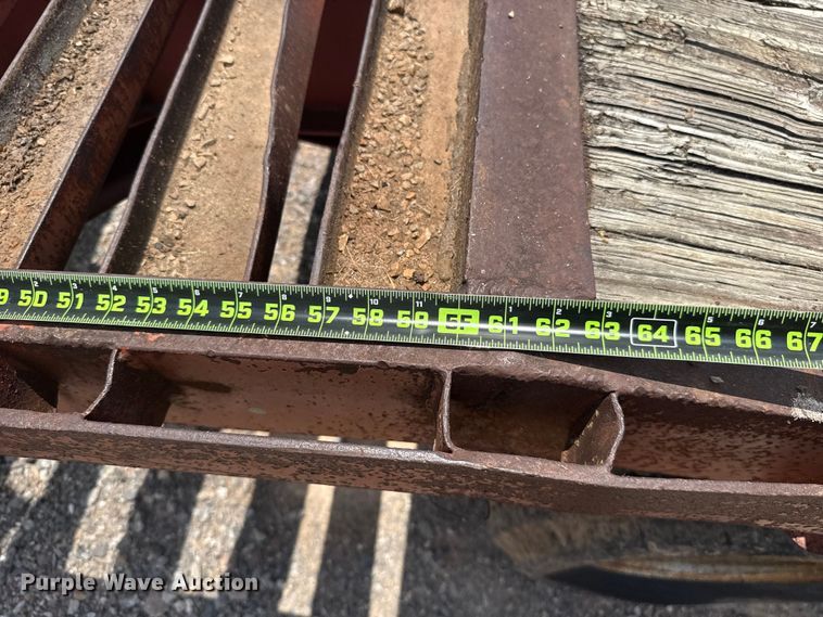 image for item NK9242 1985 W-W equipment trailer