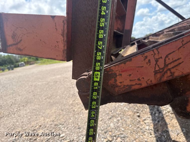 image for item NK9242 1985 W-W equipment trailer