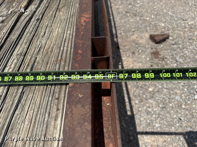 image for item NK9242 1985 W-W equipment trailer