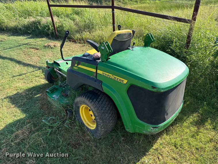 image for item NK9243 John Deere 997 ZTR lawn mower