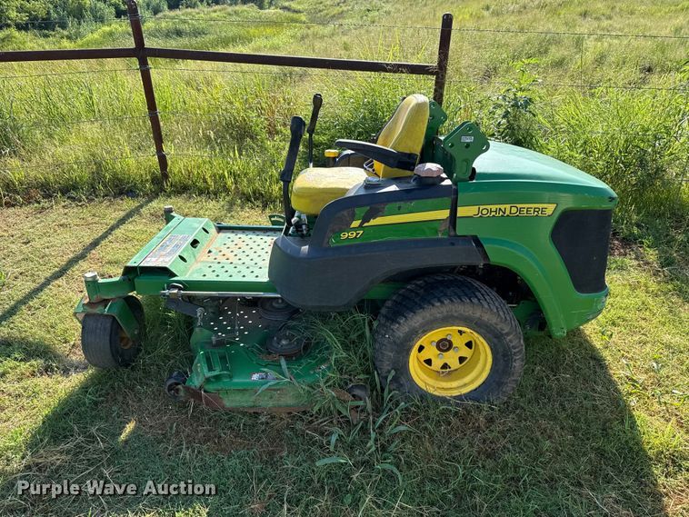 image for item NK9243 John Deere 997 ZTR lawn mower