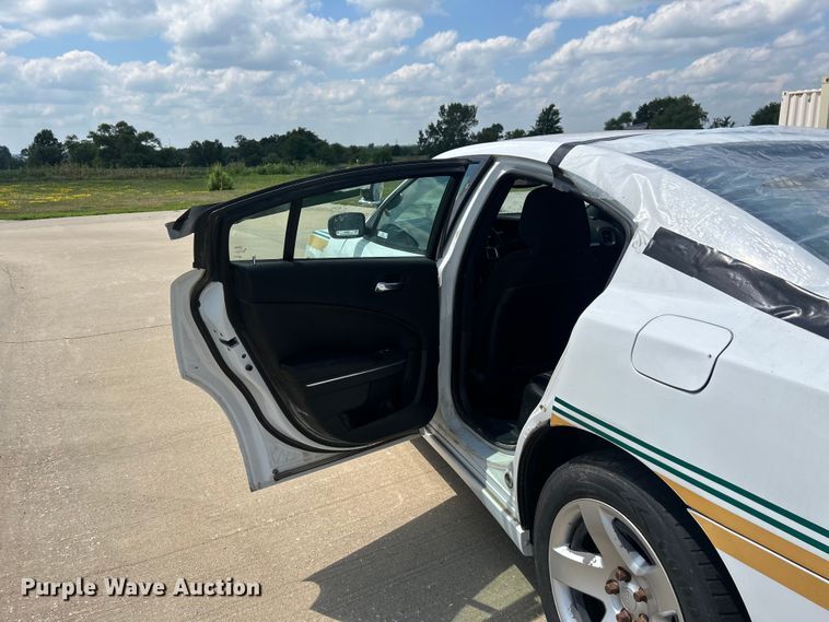 image for item NM9837 2013 Dodge Charger Police 