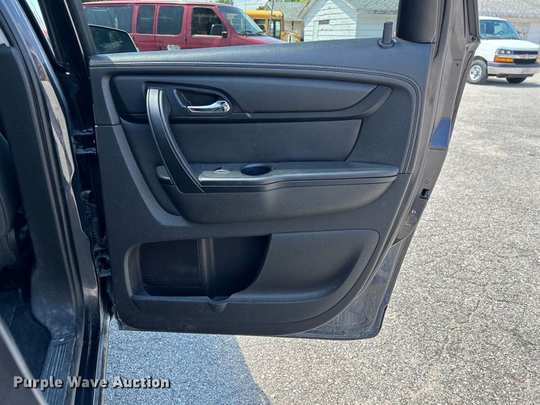 image for item NM9855 2014 Chevrolet Traverse SUV