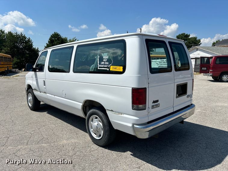 image for item NM9857 2008 Ford E150 van