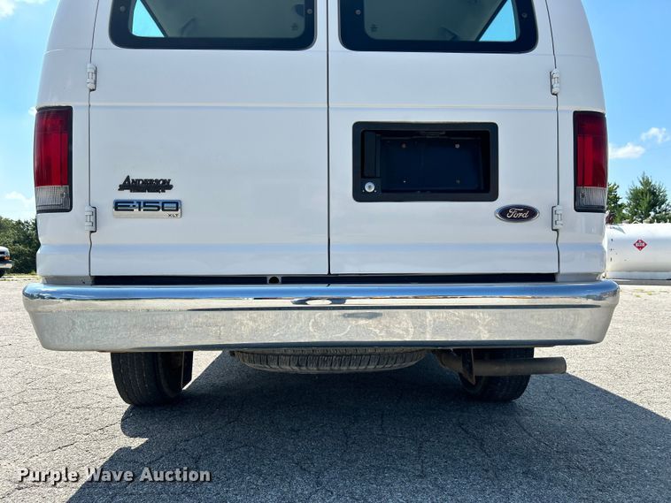 image for item NM9857 2008 Ford E150 van