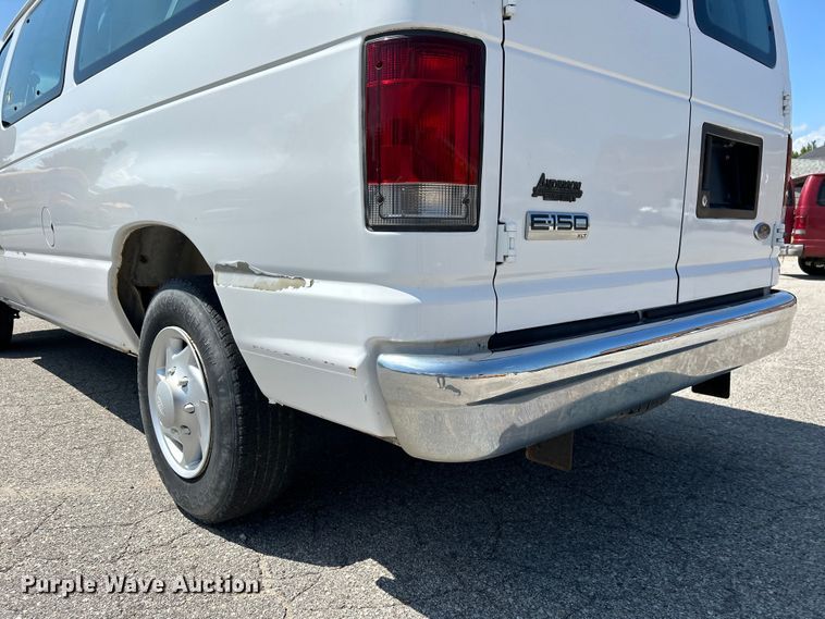 image for item NM9857 2008 Ford E150 van
