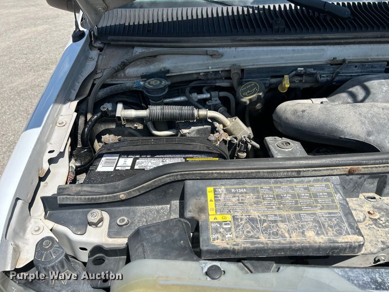 image for item NM9857 2008 Ford E150 van