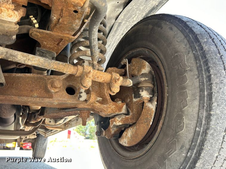 image for item NM9857 2008 Ford E150 van