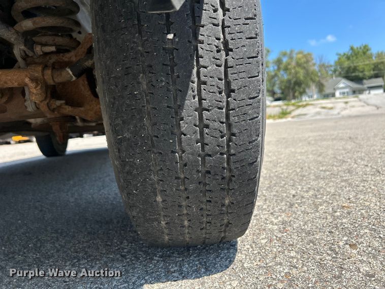 image for item NM9857 2008 Ford E150 van