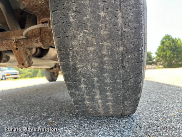image for item NM9857 2008 Ford E150 van
