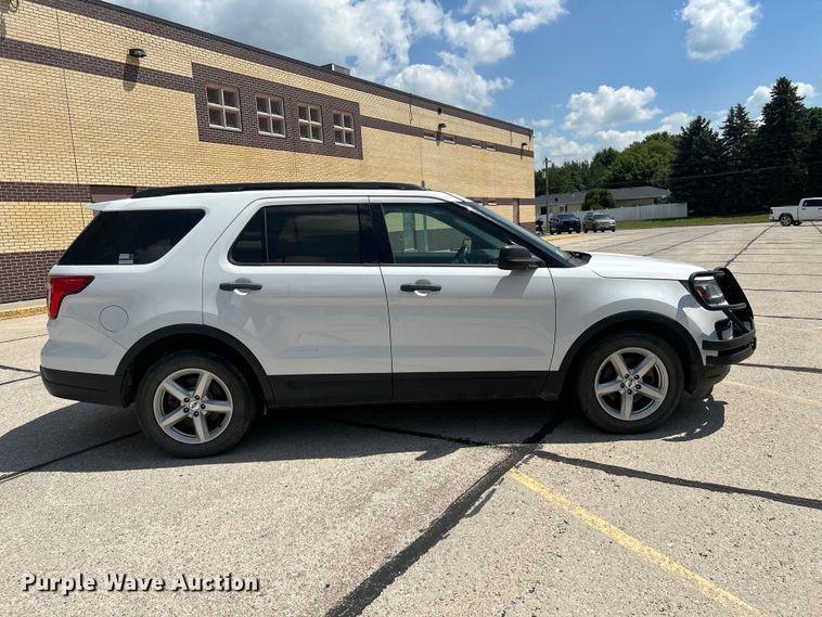 image for item NM9858 2019 Ford Explorer SUV