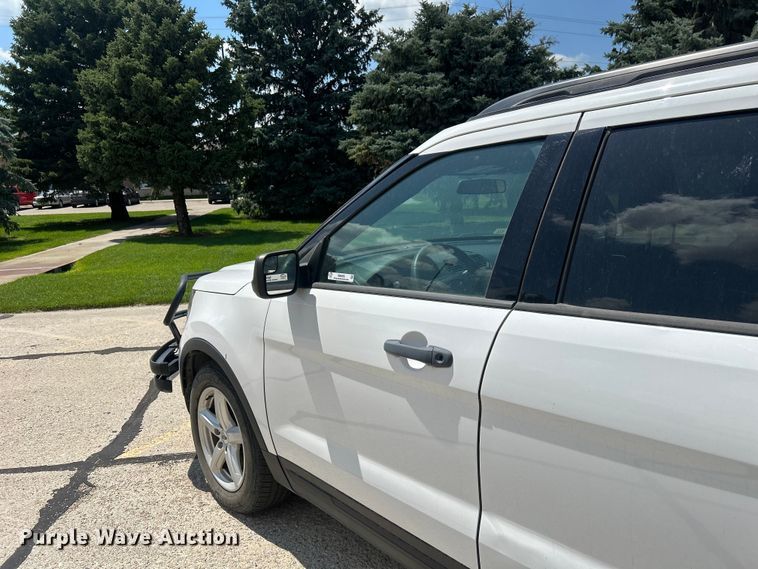 image for item NM9858 2019 Ford Explorer SUV