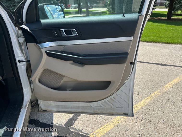 image for item NM9858 2019 Ford Explorer SUV
