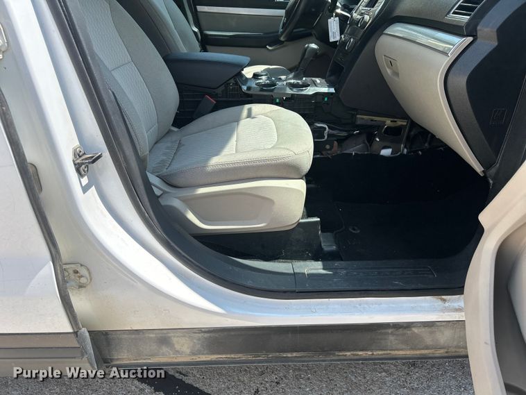 image for item NM9858 2019 Ford Explorer SUV