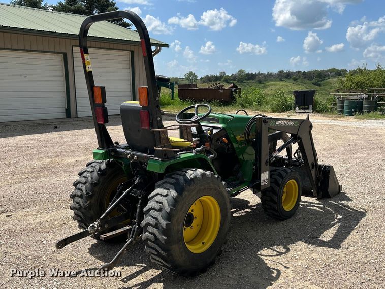 image for item NM9863 2003 John Deere 4110 MFWD tractor