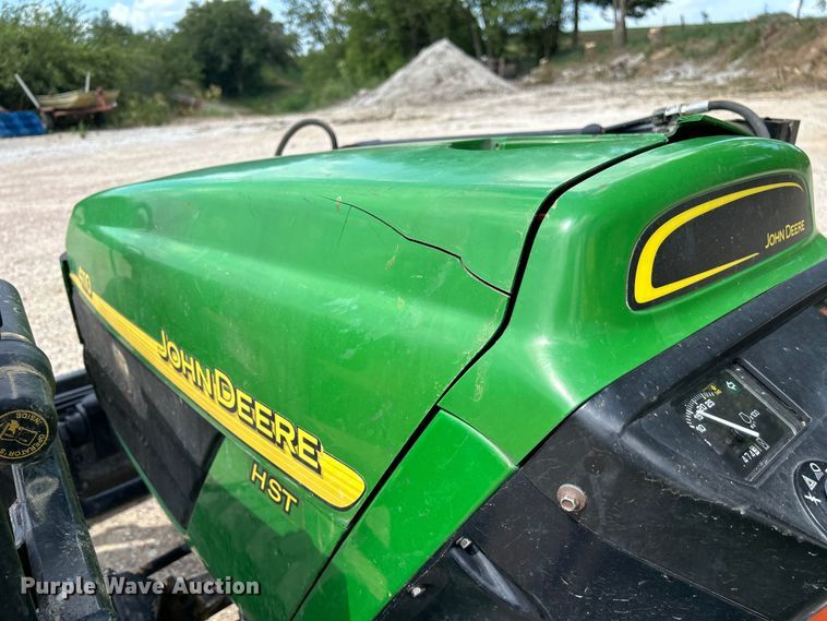 image for item NM9863 2003 John Deere 4110 MFWD tractor