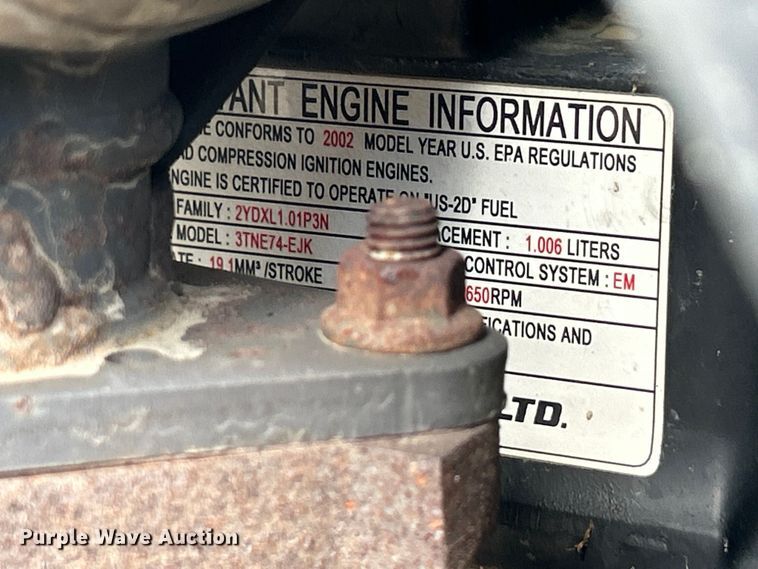 image for item NM9863 2003 John Deere 4110 MFWD tractor