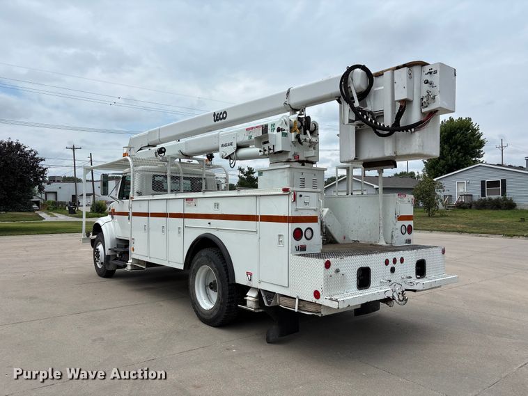 image for item NM9873 1999 International 4700 bucket truck