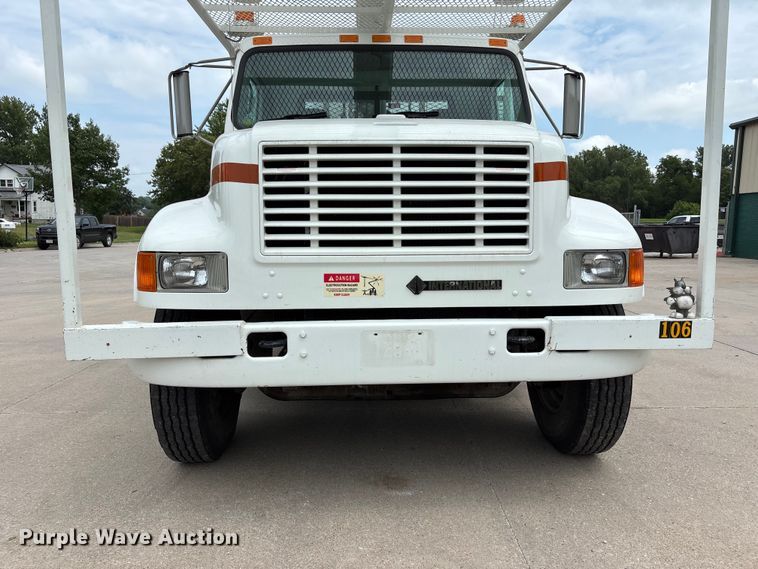 image for item NM9873 1999 International 4700 bucket truck