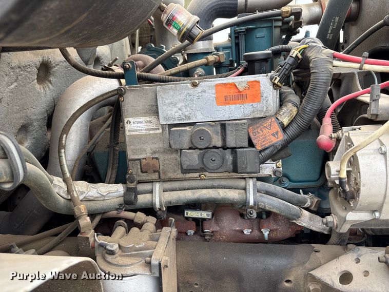 image for item NM9873 1999 International 4700 bucket truck