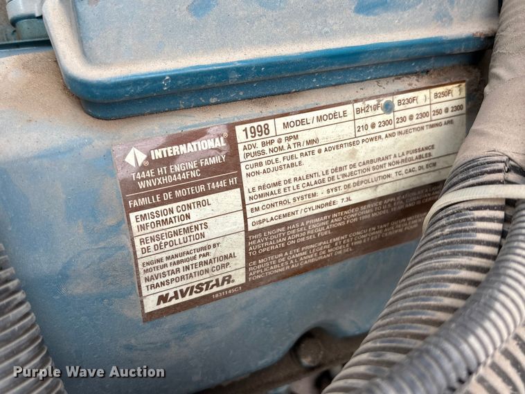 image for item NM9873 1999 International 4700 bucket truck