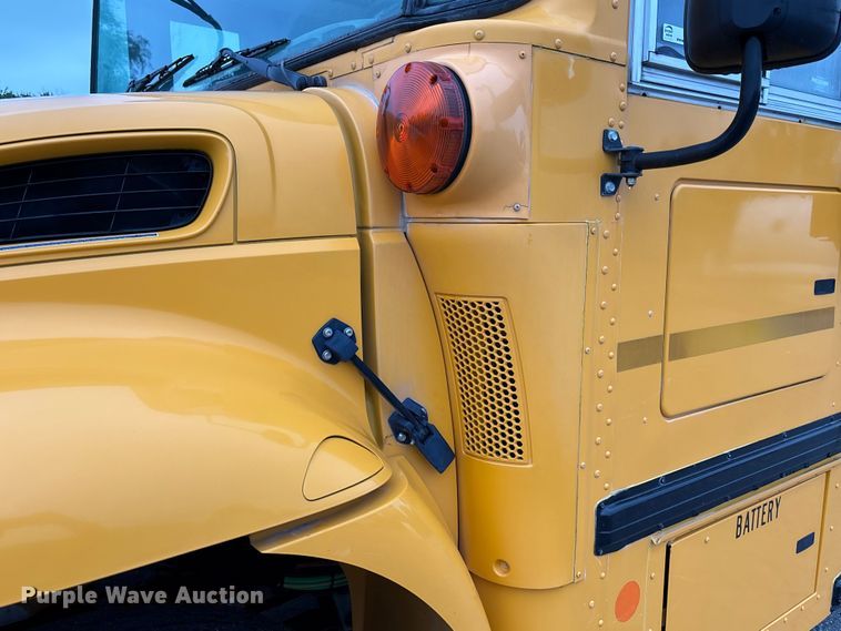 image for item NM9876 2014 Ic Bus PB105 school bus