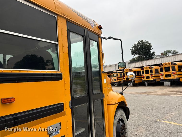image for item NM9876 2014 Ic Bus PB105 school bus