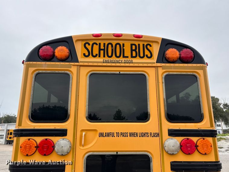 image for item NM9876 2014 Ic Bus PB105 school bus