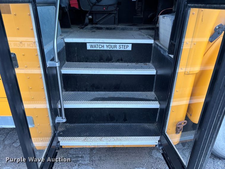 image for item NM9876 2014 Ic Bus PB105 school bus