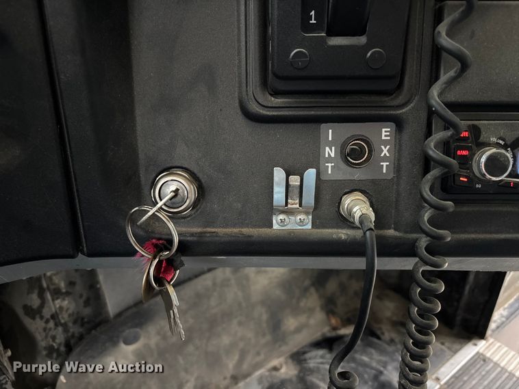 image for item NM9876 2014 Ic Bus PB105 school bus