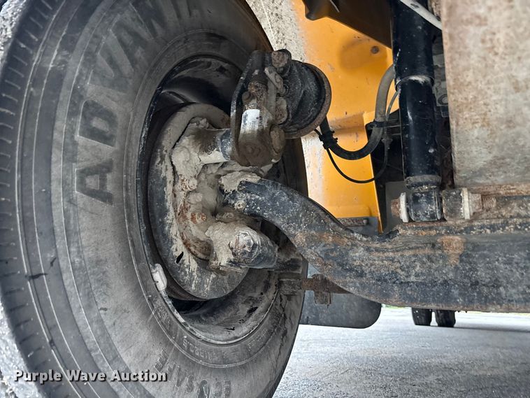 image for item NM9876 2014 Ic Bus PB105 school bus