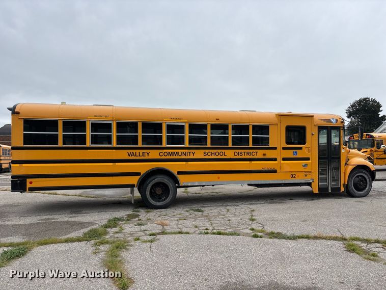 image for item NM9877 2010 Ic Bus PB105 school bus
