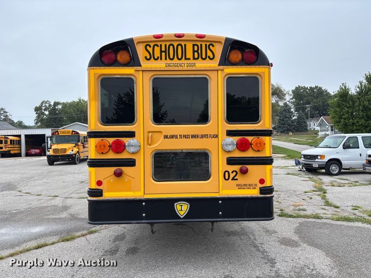 image for item NM9877 2010 Ic Bus PB105 school bus