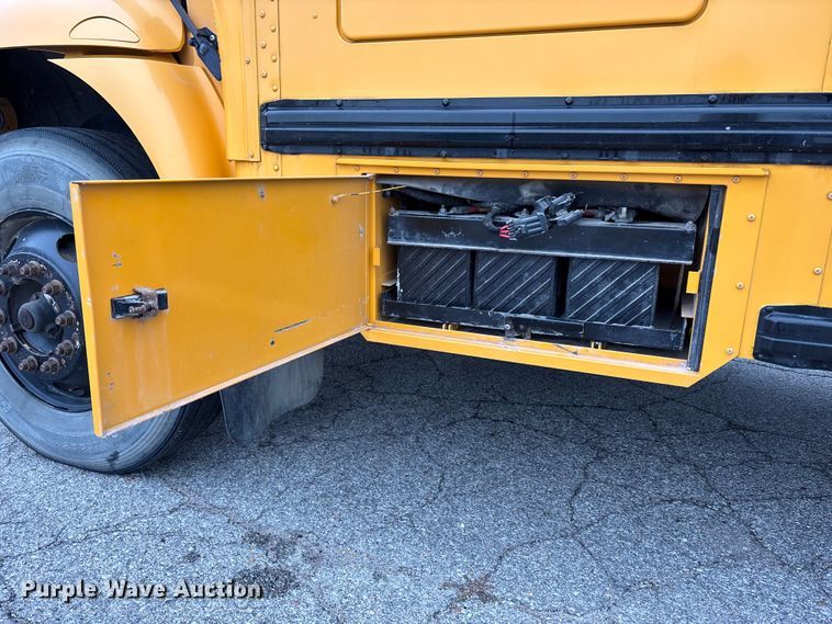 image for item NM9877 2010 Ic Bus PB105 school bus