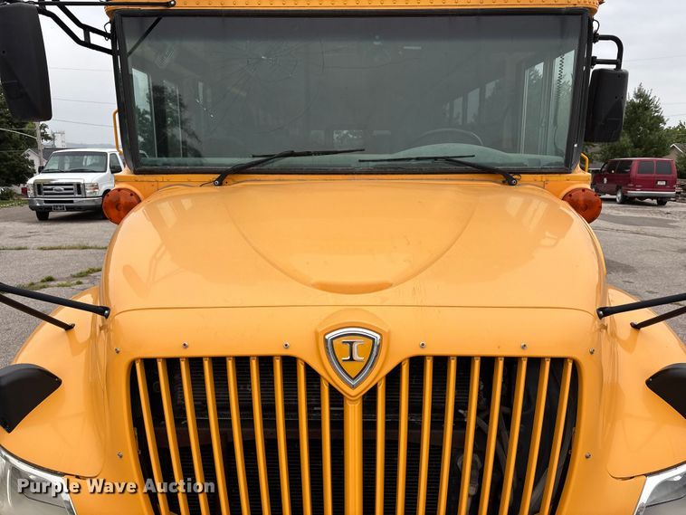 image for item NM9877 2010 Ic Bus PB105 school bus