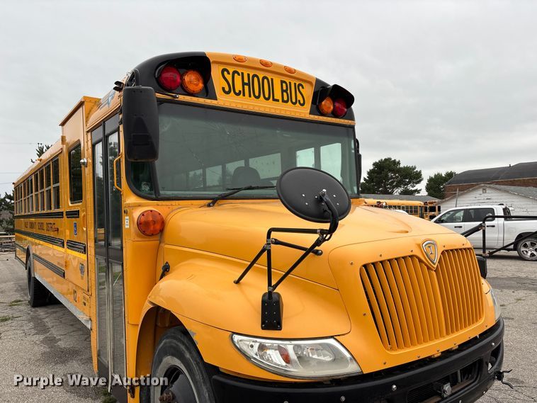 image for item NM9877 2010 Ic Bus PB105 school bus