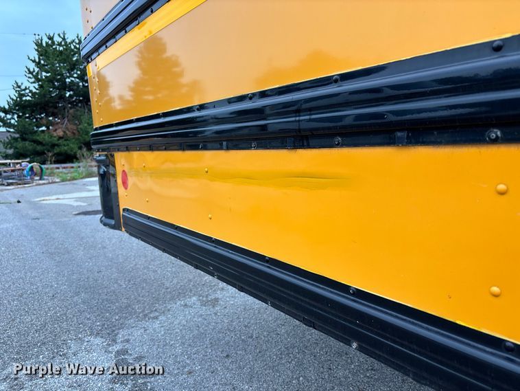 image for item NM9877 2010 Ic Bus PB105 school bus