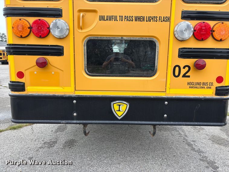 image for item NM9877 2010 Ic Bus PB105 school bus
