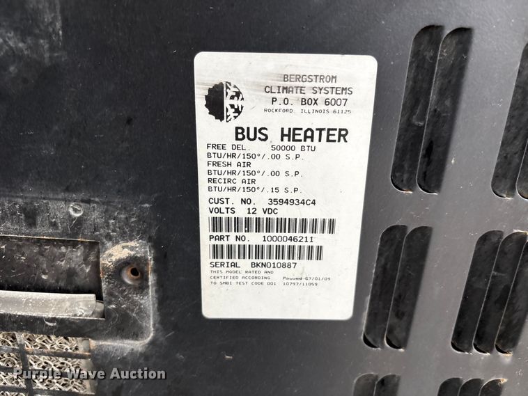 image for item NM9877 2010 Ic Bus PB105 school bus