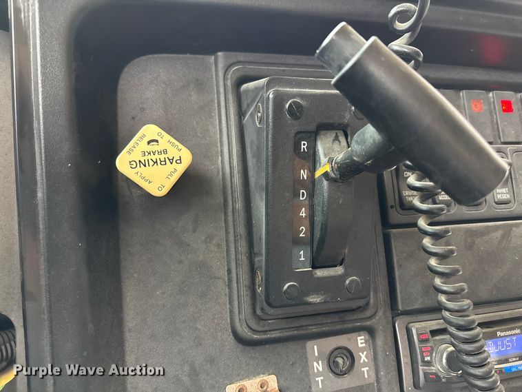image for item NM9877 2010 Ic Bus PB105 school bus