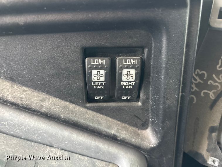 image for item NM9877 2010 Ic Bus PB105 school bus