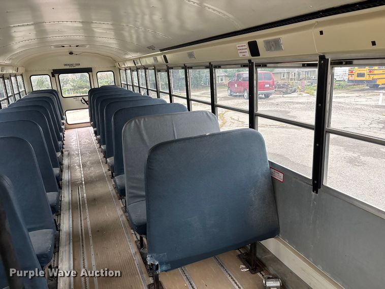 image for item NM9877 2010 Ic Bus PB105 school bus