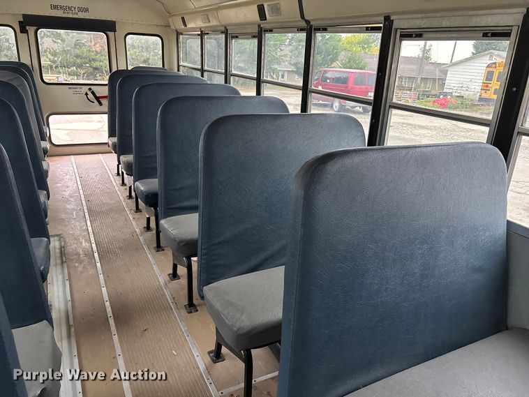 image for item NM9877 2010 Ic Bus PB105 school bus