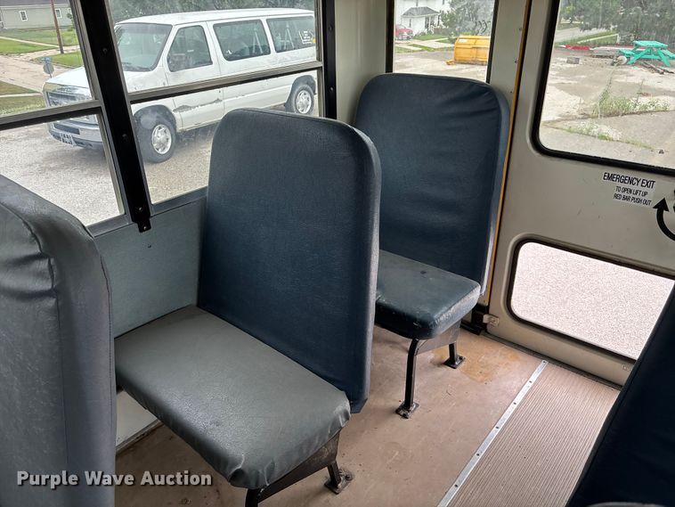 image for item NM9877 2010 Ic Bus PB105 school bus
