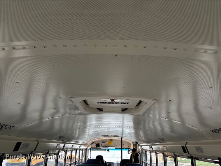 image for item NM9877 2010 Ic Bus PB105 school bus