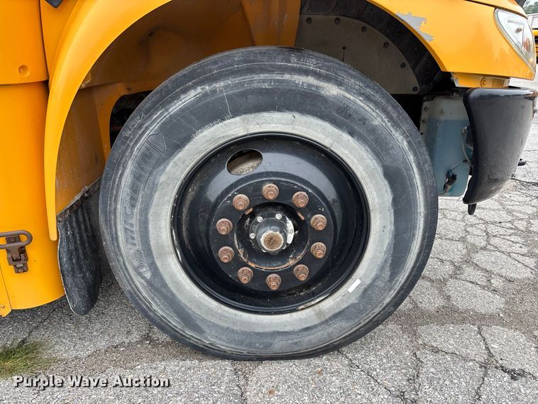 image for item NM9877 2010 Ic Bus PB105 school bus