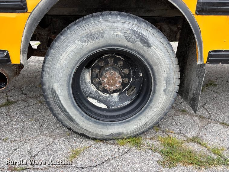 image for item NM9877 2010 Ic Bus PB105 school bus