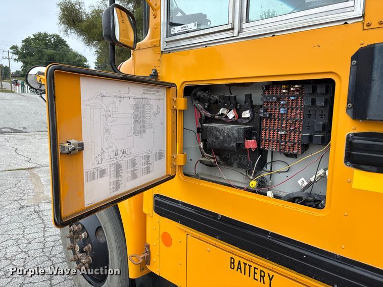 image for item NM9878 2014 Ic Bus PB105 school bus