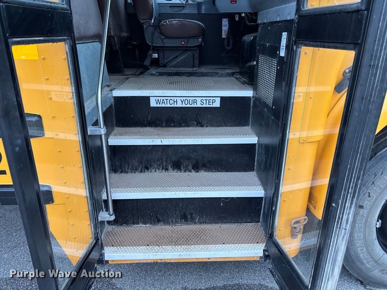 image for item NM9878 2014 Ic Bus PB105 school bus