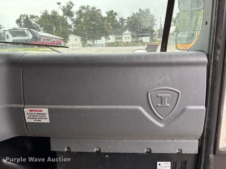 image for item NM9878 2014 Ic Bus PB105 school bus